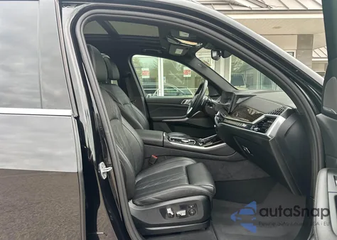 2025 BMW X5 Phev xDrive50E from USA, damaged, VIN 5UX43EU03S9X60677